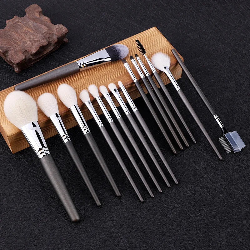 Premium Quality Natural Goat Hair Wood Handle 15-Piece Luxury Makeup Brush Set for Face & Concealer Private Label Made in China