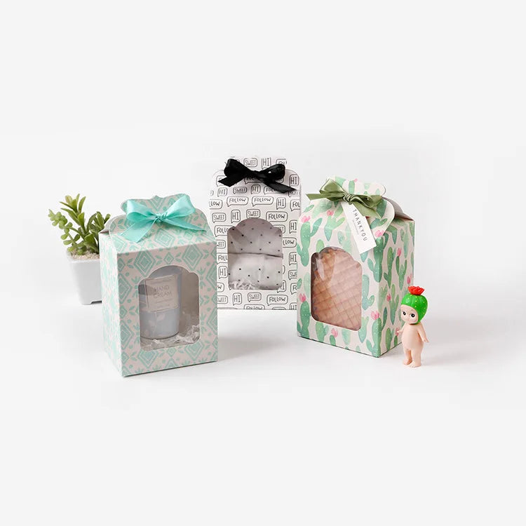 Party Packaging Chocolate Candy Box Favor Gifts Boxes Clear Window Paper Gift Boxes with Handle Ribbon