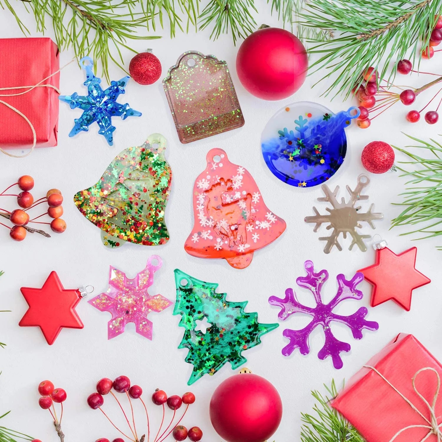 7Pcs Christmas Resin Molds Silicone Resin Casting Mold Set for Christmas Decorations and Jewelry Pendants Silicone Snowflake