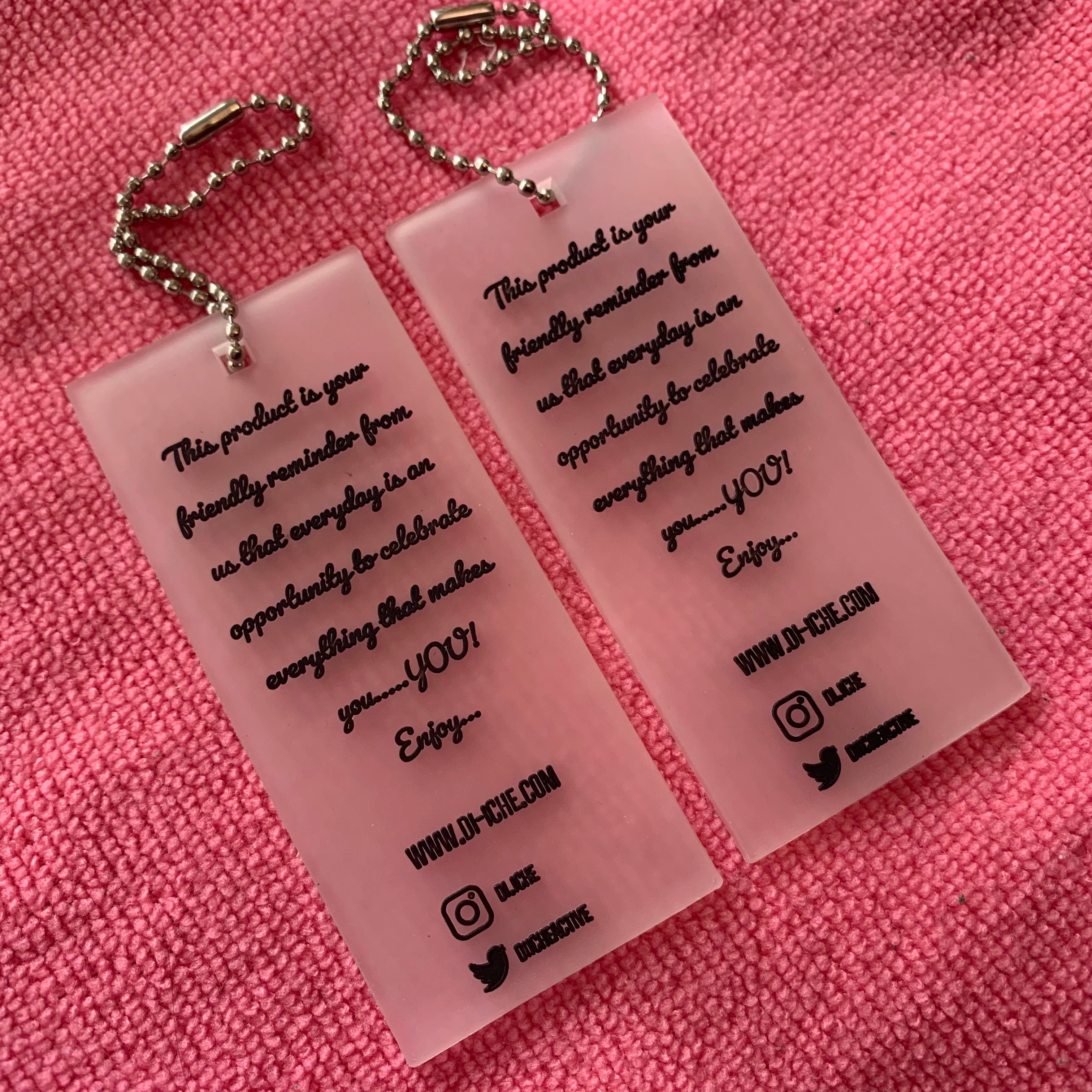 Best Quality Transparent PVC Soft Rubber Hangtag3D Embossed Letters clear PVC Swing Tag With Metal Ballchain