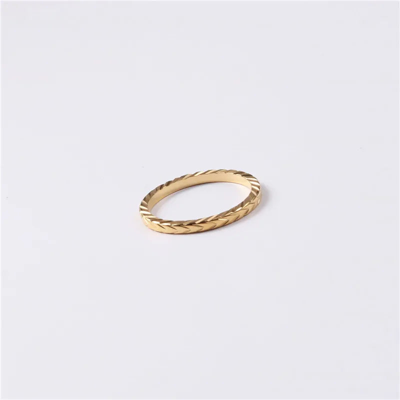High End 18K Dainty Stainless Steel Rings for Women Delicate Gold Rings New Jewelry
