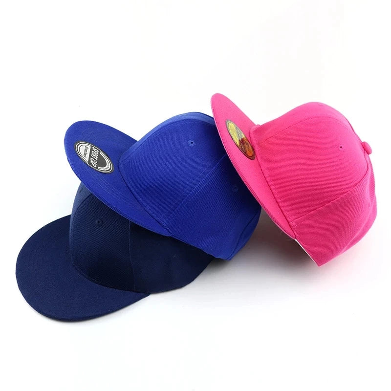 Wholesale Performance Outdoor Hip Hop Flat Edge Brim Adjustable 6-Panel Vintage Fonts Fitted Snapback Hat