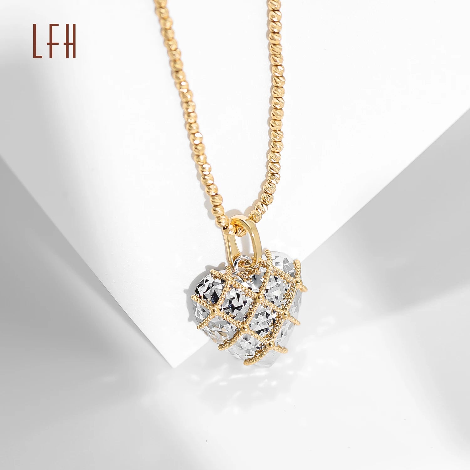 Fashion Necklace Minimalist Chain Pure Gold 18k Heart Shape Necklace 18K Real Gold Heart Pendant Necklace for Women
