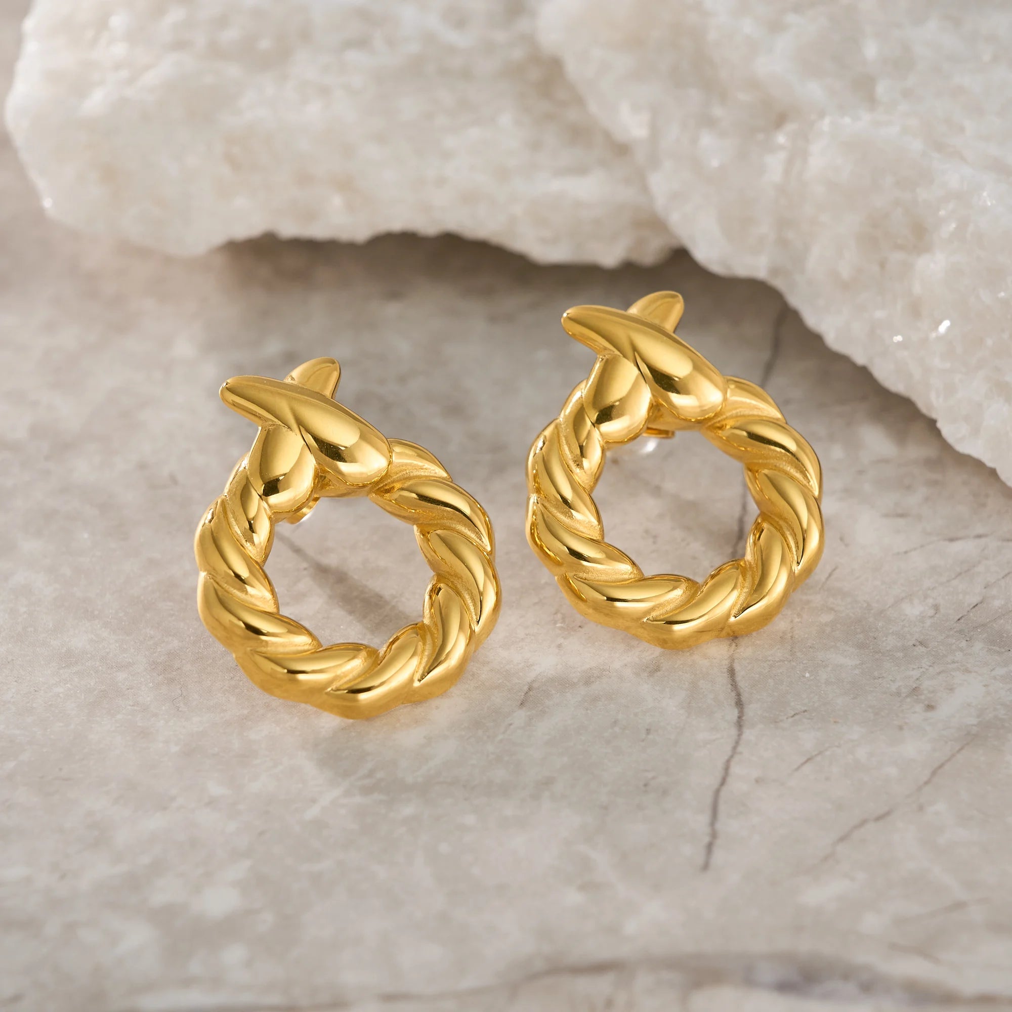 NEW THORN TWIST UNIQUE DESIGN EARRINGS 2025 Dazan New Winter HOT 18k Gold Plated Hypoallergenic Stainless Steel OL Lady Jewelry