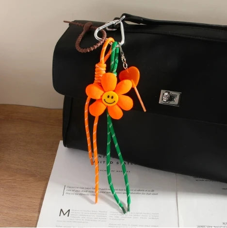 Small Daisy Fabric Smile Flower Key Chain Hanging Lollipop Bag Pendant Premium Sense