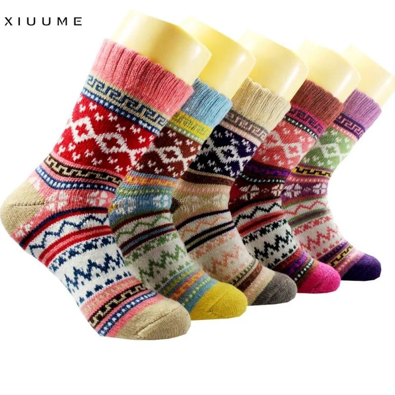 Custom Logo Breathable Ankle Casual Winter Socks for Men and Women Warm Standard Thickness Embroidery