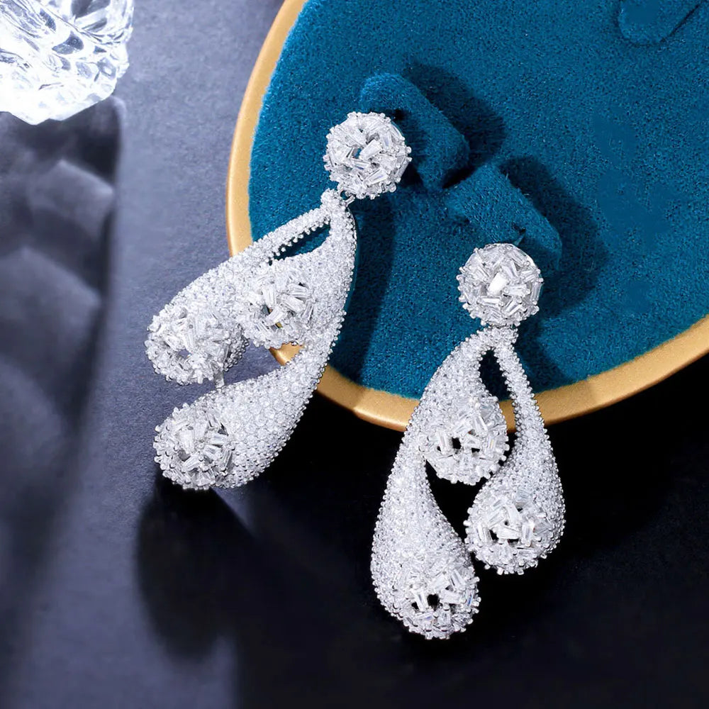 Micro Pave Cubic Zirconia Stone Symmetrical Round Ball Claw Bride Statement Long Dangle Earring for Women Wedding Luxury Jewelry