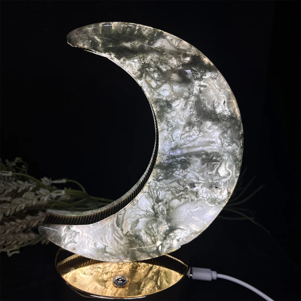 Wholesale Natural Crystal Stone Healing Crystals Stone Moss Agate Moon Shape Lamp Crystal Lamp for Decor