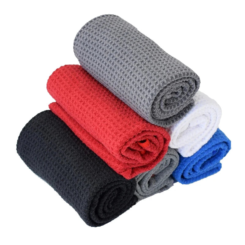 Wholesale 40*60CM Quick Dry Tri-fold Microfiber Waffle Plain Golf Towel with Hook for Sports and Golf