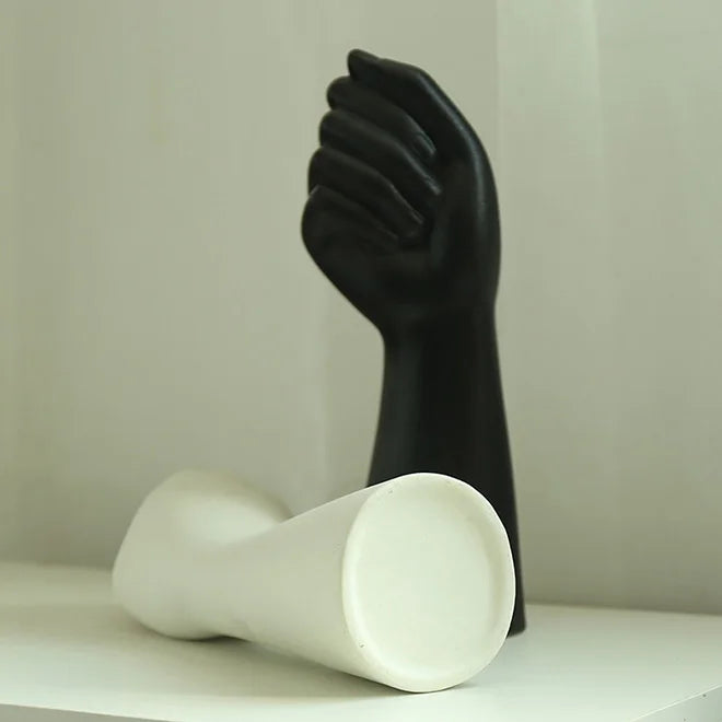 Hot Sale Human Body Ceramic Hand Vase Ceramic Flower Vase Nordic Style Hand Shape Sculpture Vase for Garden Bedroom