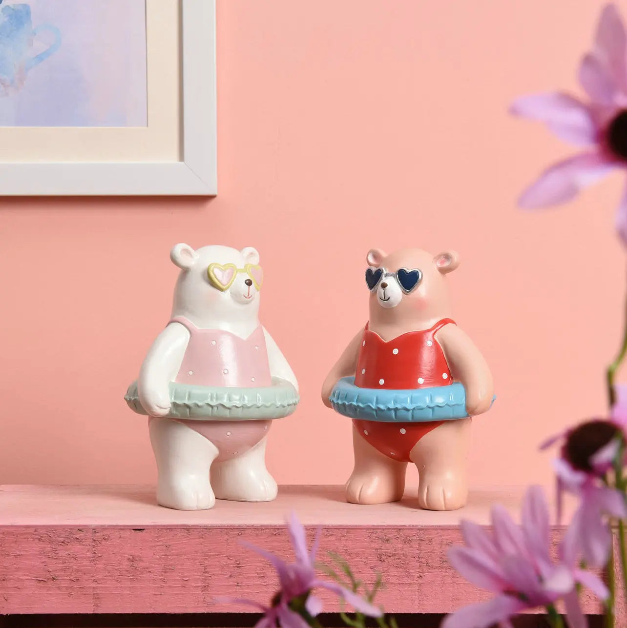 Modern Room Cute White Home Decoration Resin Bear Animal Figurine Beach Theme Party Decor Statue