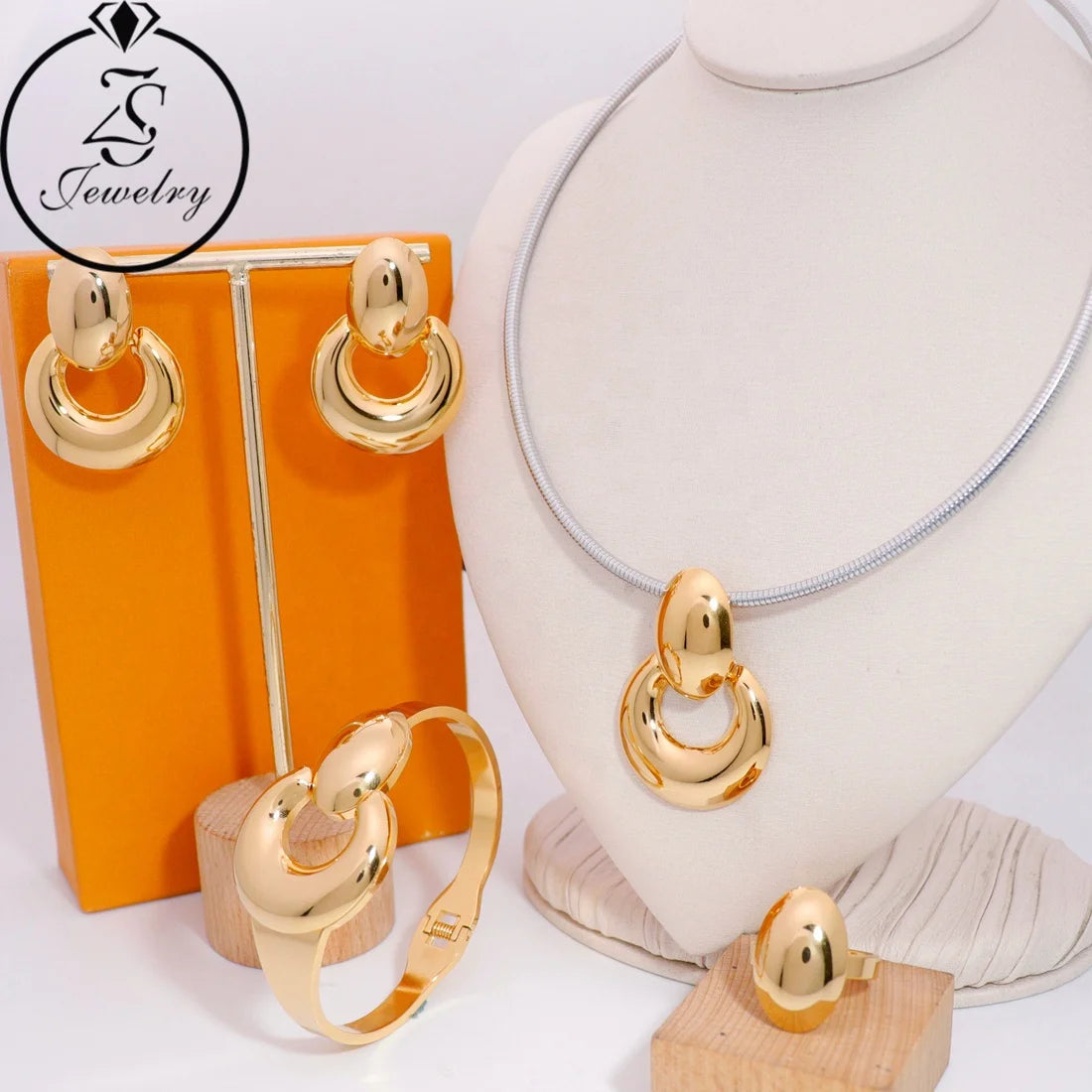 18K Gold Plated 316L Stainless Steel Jewelry Set Includes Rings Necklace Earrings for Wedding Party Inspired African Dubai