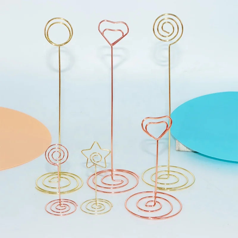 Wholesale Iron Rose Card Stand Cake Shaped Table Number Holder with Free Screen Design for Parties and Weddings