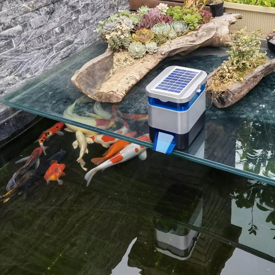 EV615CS Small Timing Solar Aquarium Fish Feeder Eco-Friendly Remote Control Pond Feeder Made of Plastic