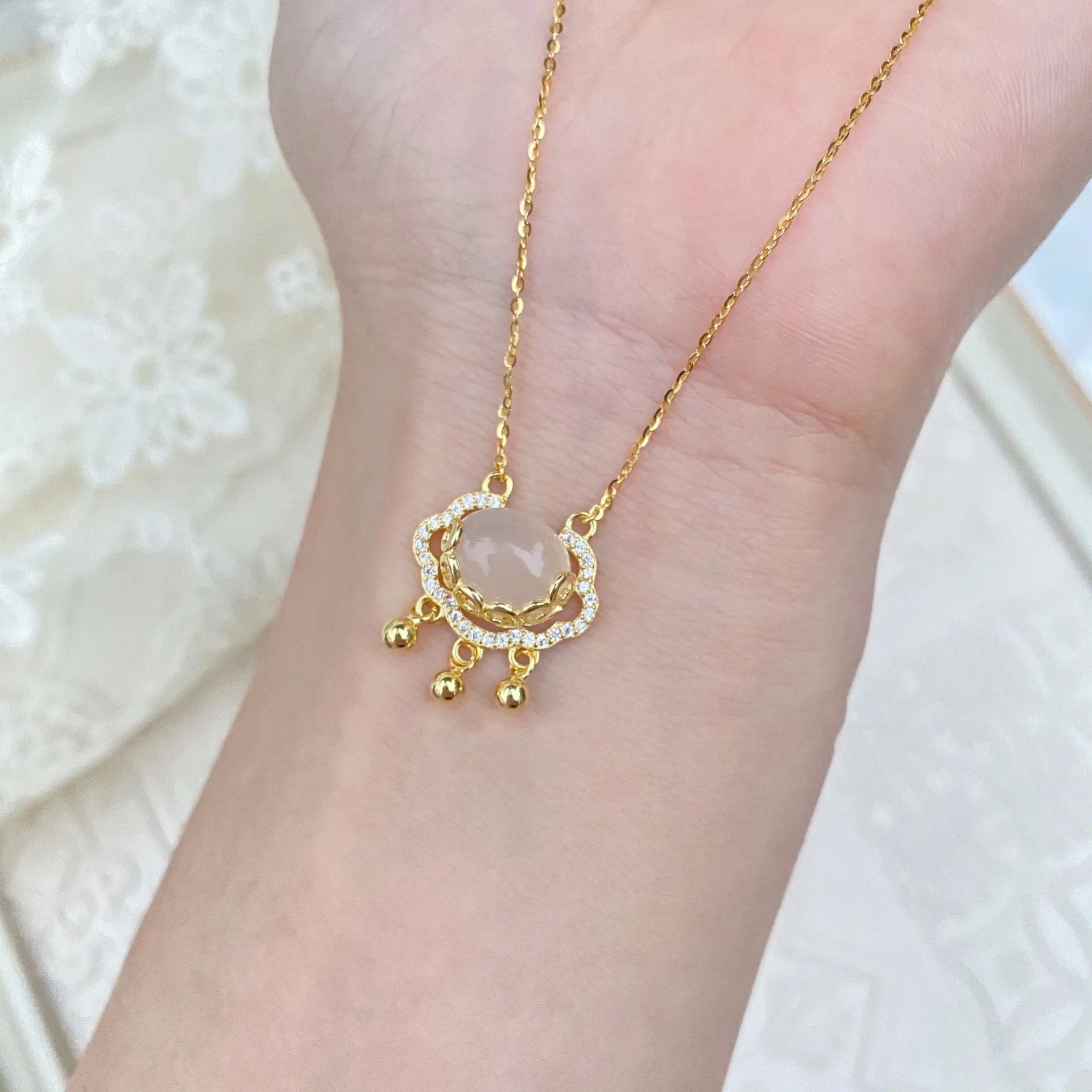 18K Gold Plated Luxury Stainless Steel Necklace Shining Inlaid Zircon with Natural Jade Pendant for Women for Wedding