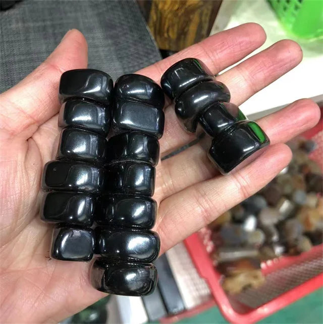 Wholesale Polished Quartz Gemstone Natural Crystal Magnetic Hematite Tumbled Stone Folk Crafts for Decoration