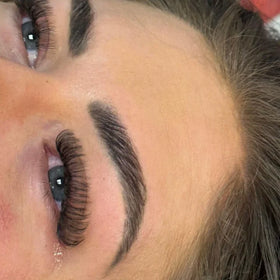 Heat Bonded Silk Fiber Lashes 8D 9D 10D Promade Small Trays Premade Fans Short Stem Russian Volume Lash Extensions