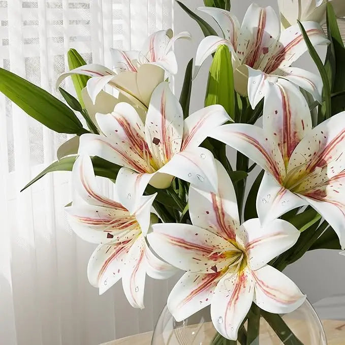 Short Stem Fully Bloomed Artificial Lilies Set Plastic Flowers for Office/Wedding/Home/Party Decoration