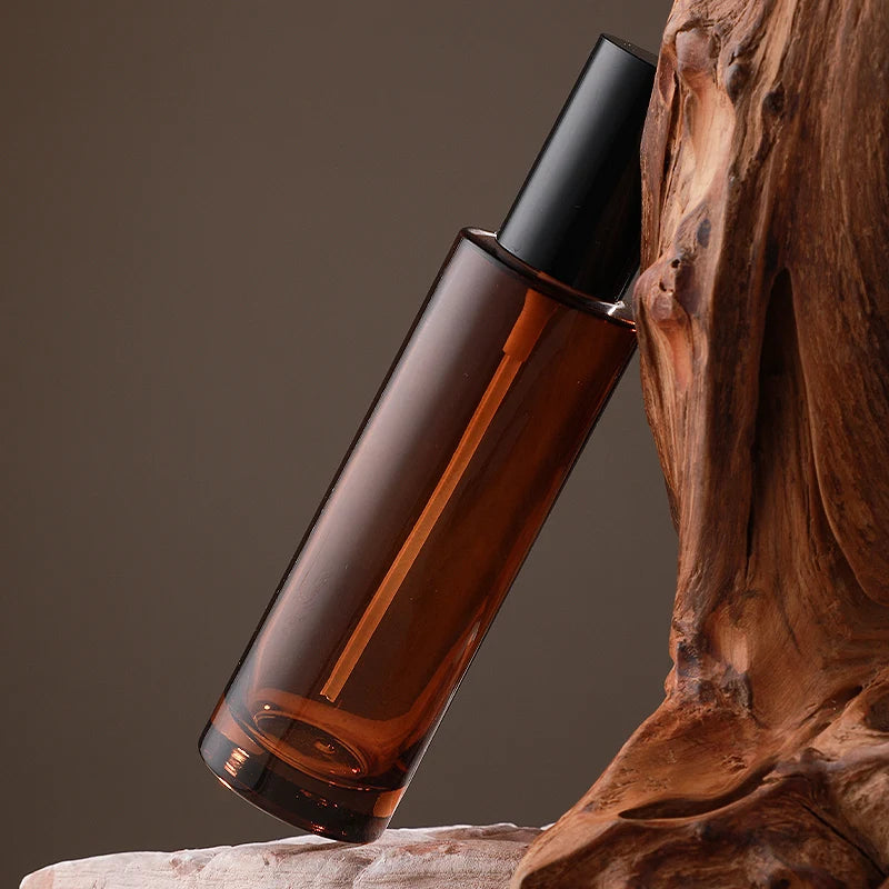 High Quality 50ml 100ml 120ml Brown Dark Glass Spray Bottles Electroplated Surface Screw Cap Lotion Pump Essence Lotion Pressing