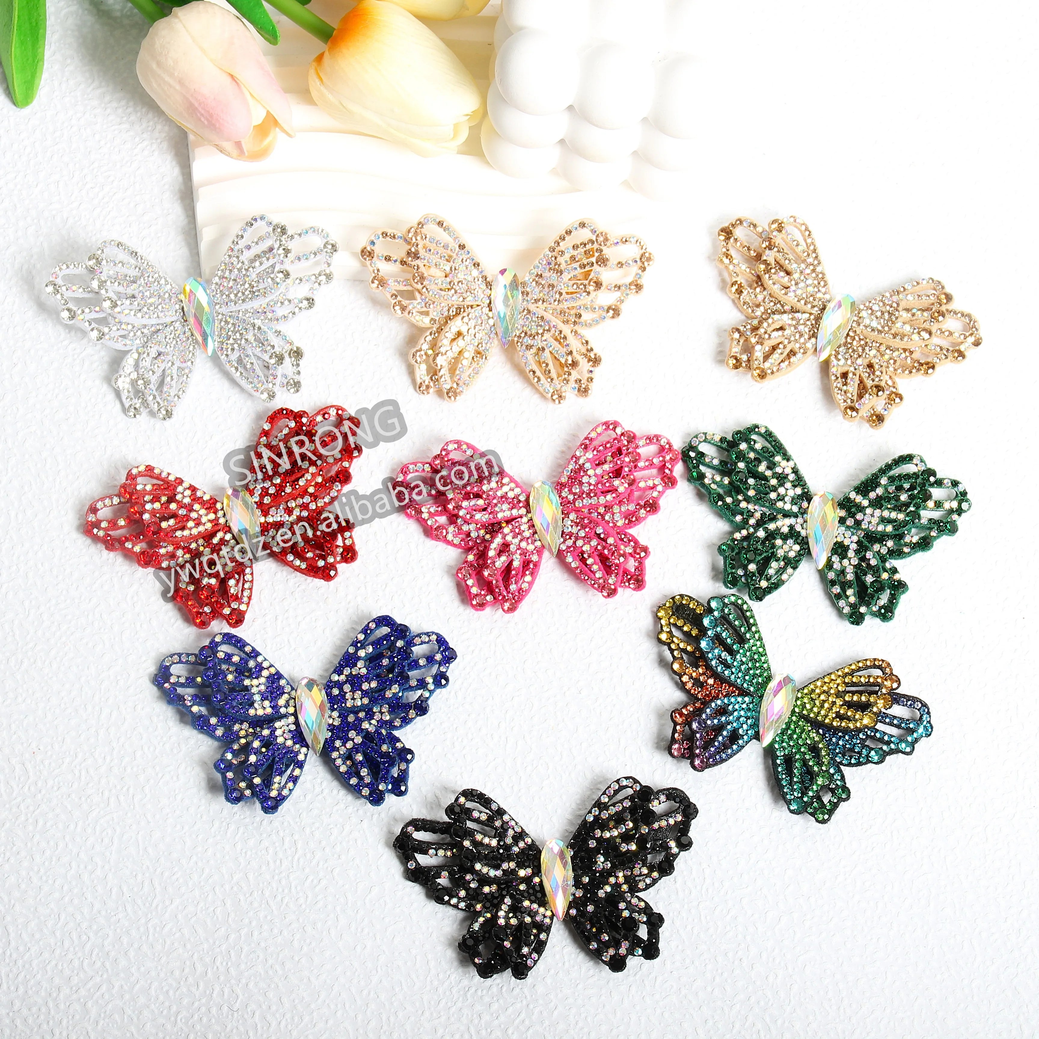 SINONG Elegant Decal Crystal Rhinestones Flatback Flower Sew-On Technique Detachable Butterfly Buckle for Garments Ball Glass