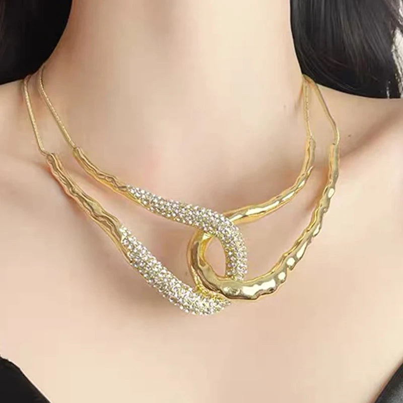 2025 New Arrival Fashion Jewelry Design U-shaped Cross Sparkling Diamond Chain Collar Luxurious Crystal Stone Choker Necklace