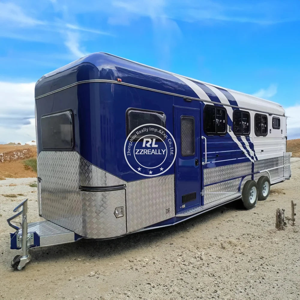 2024 Fairly Used 30ft 3 Deck Deluxe Angle Load Horse Trailer with 1500KGS Capacity and Mechanical Brake Canada Standard