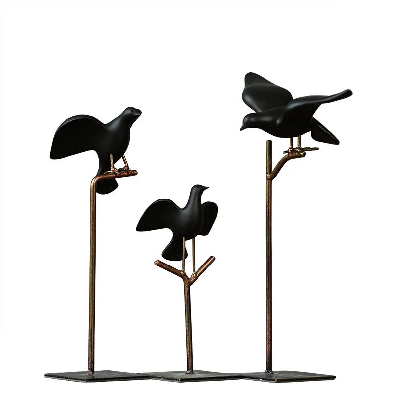 Modern Style Creative Hand-painted Resin Crafts Home Decor Ornament Featuring Pigeon Figurine Angel Folk Art Statue Anime Animal