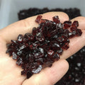 Wholesale Natural Rough Crystal Stone Garnet Quartz Raw Gemstone Gravel Garnet Stone