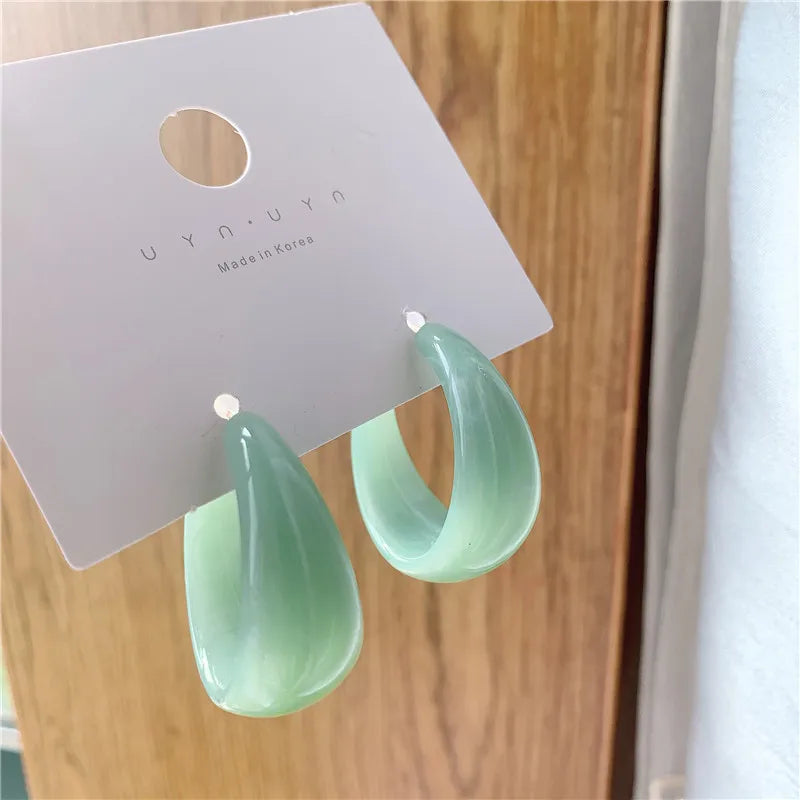 2021 Acrylic Candy Color Hoop Earrings Statement Transparent Round C Shaped Acetate Acrylic Resin Earrings for Women