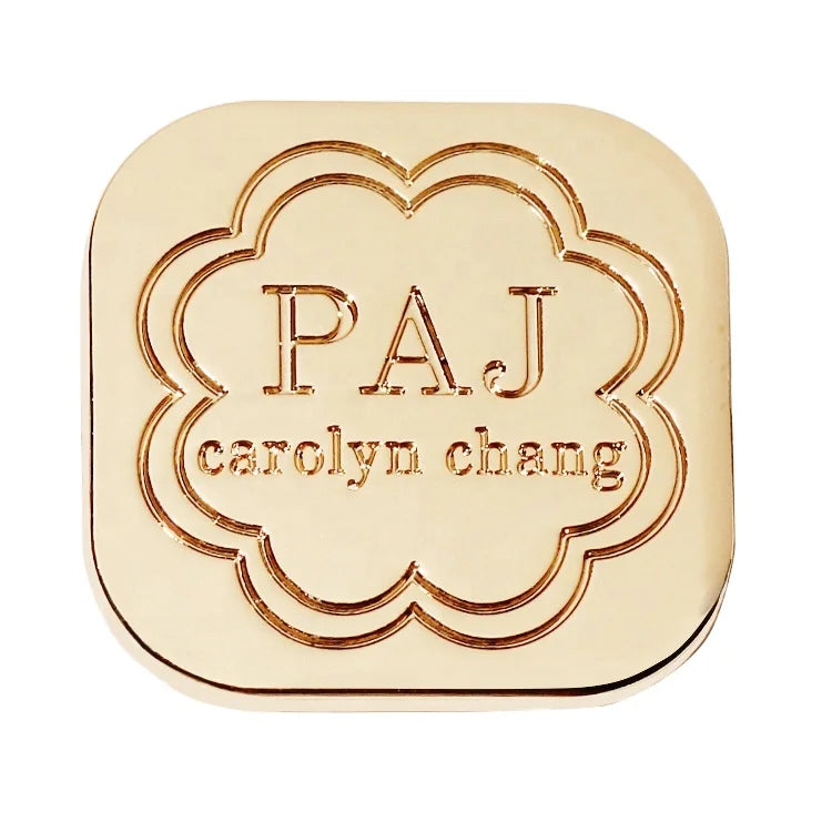 Custom Designer Luxury Handbag Plate Safety Features Heavy Duty Zinc Alloy Gold Color Luggage Emblems Hardware Brand Logos Prong