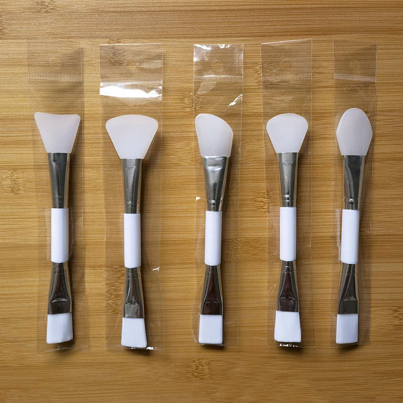 Factory Wholesale Soft Bristle Silicone Double Head Facial Mask Brush Beauty Mask Smear Makeup Brush Custom logo