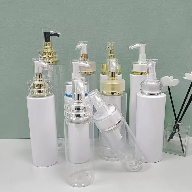 Luxury PET Plastic Bottle 100ml-500ml Refillable Shampoo & Body Lotion Container with Gold Pump Head Screen Printed Surface