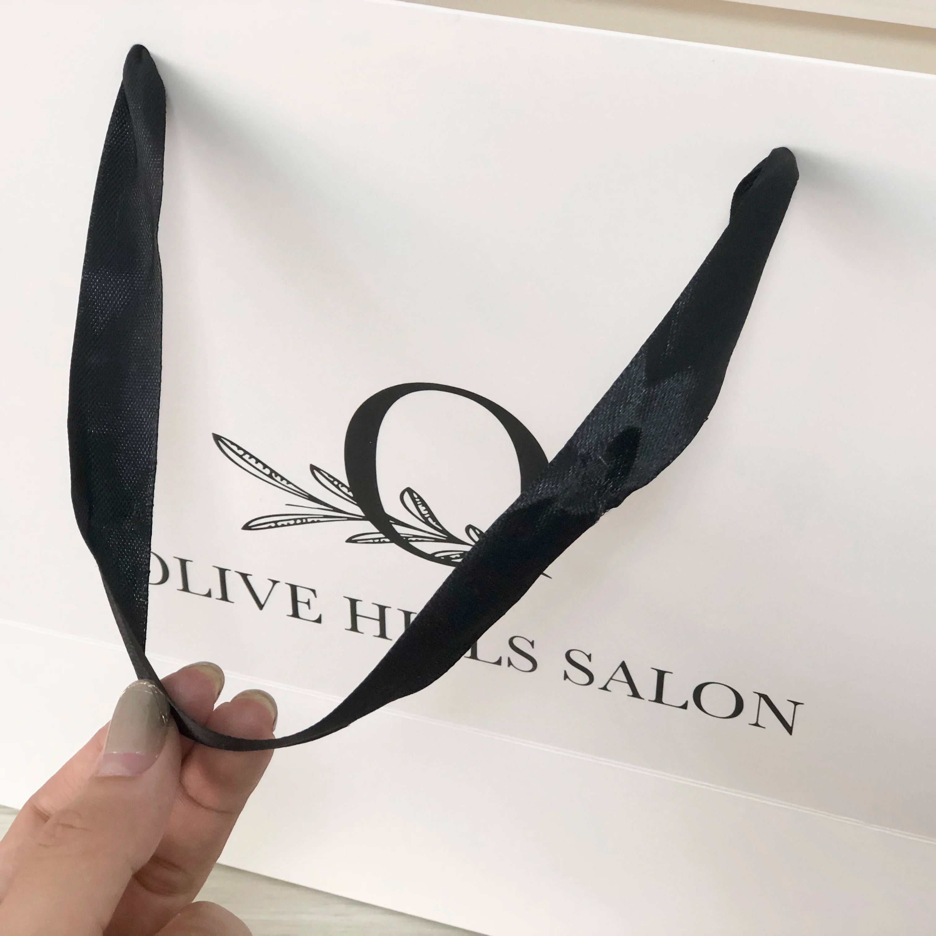 Wholesale Cheap Price Luxury Cardboard Paper Bag Packing Gift Custom Printed Shopping Paper Bag With Your Own Logo