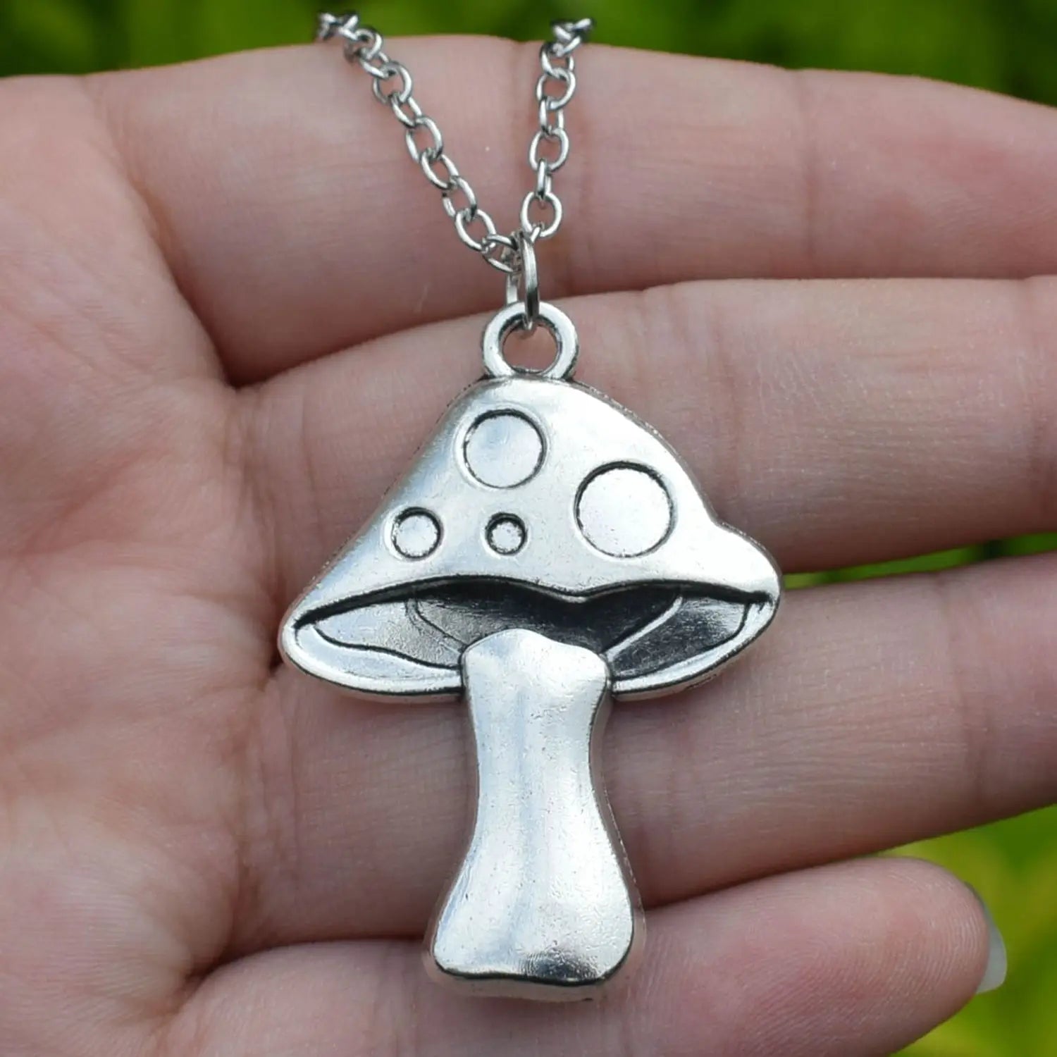 Vintage Classic Zinc Alloy Link Chain Natural Mushroom Pendant Necklace for Men Women Party Jewelry Gifts
