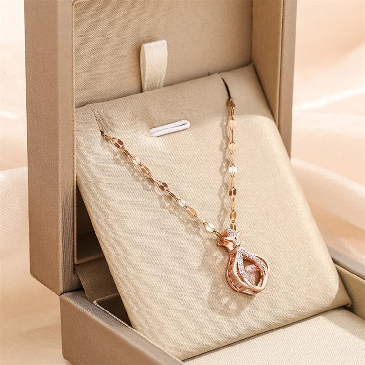 Wholesale New Stainless Steel Luxury Designer Rose Gold Necklace Crystal Sachets Pendant Necklace