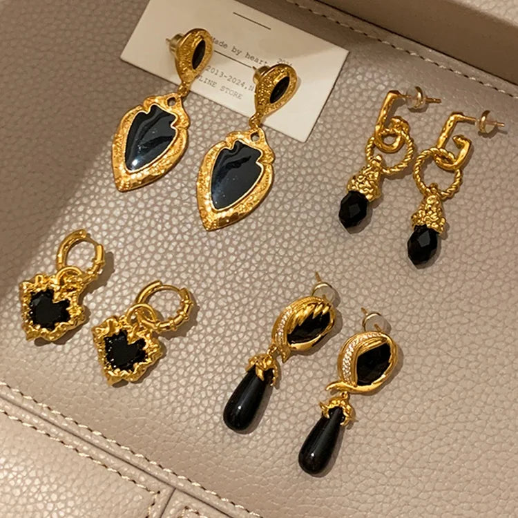 2024 New Vintage High Grade Brass Electroplated 18k Gold Black Pendant Department Earrings for Women Jewelry Customized