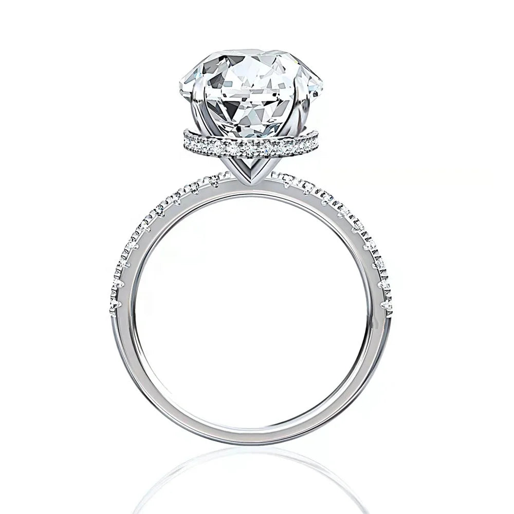 8A White Oval Ice Cutting Cubic Zirconia Wedding Ring Customizable Ring Size