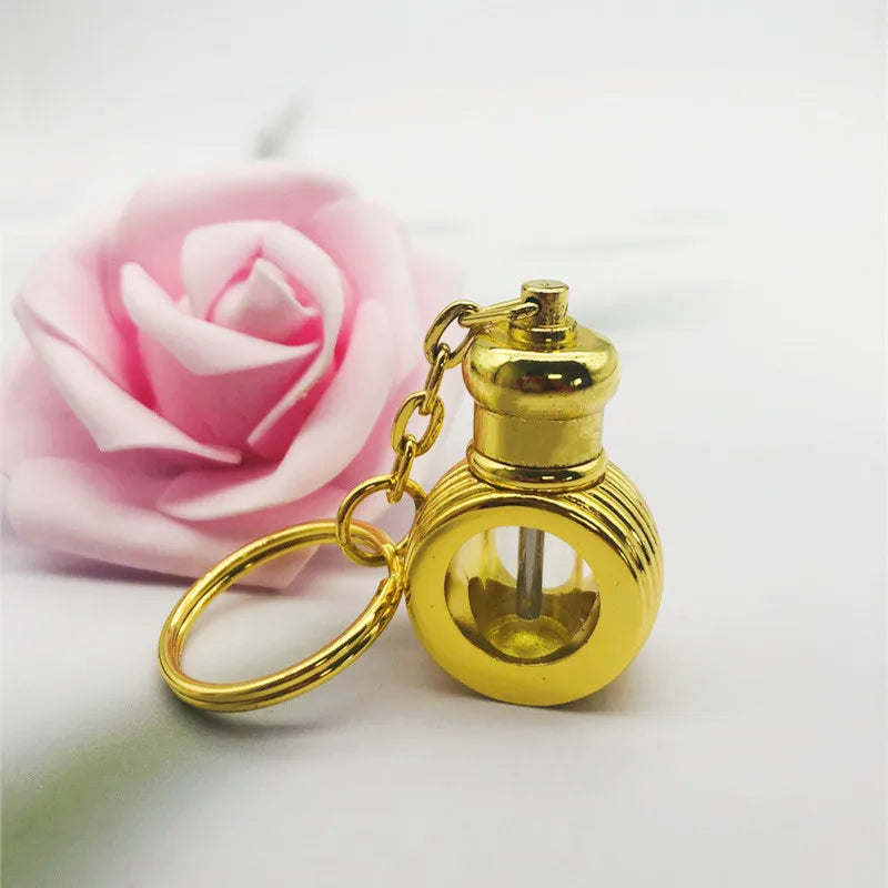 Cute 1ml Vintage Metal Perfume Bottle with  Key Holders Arab Style Essential Oils Dropper Bottle with Key Chain