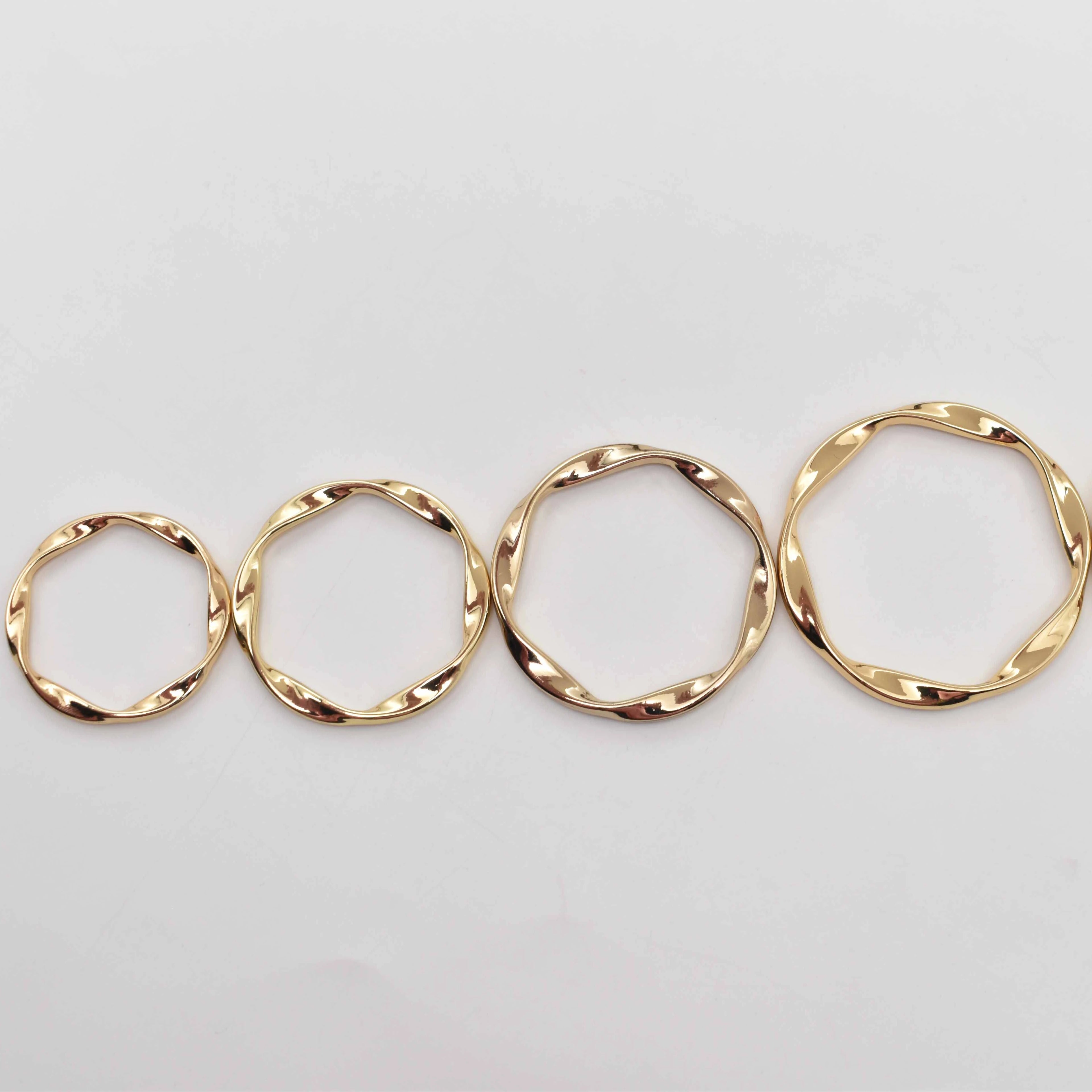 Cycle-1 Whosale 30mm/35mm/40mm/45mm/50mm O-Shaped Design Round Buckle Wavy Edge Bikini Accessories Decorative Swimsuit Buckle