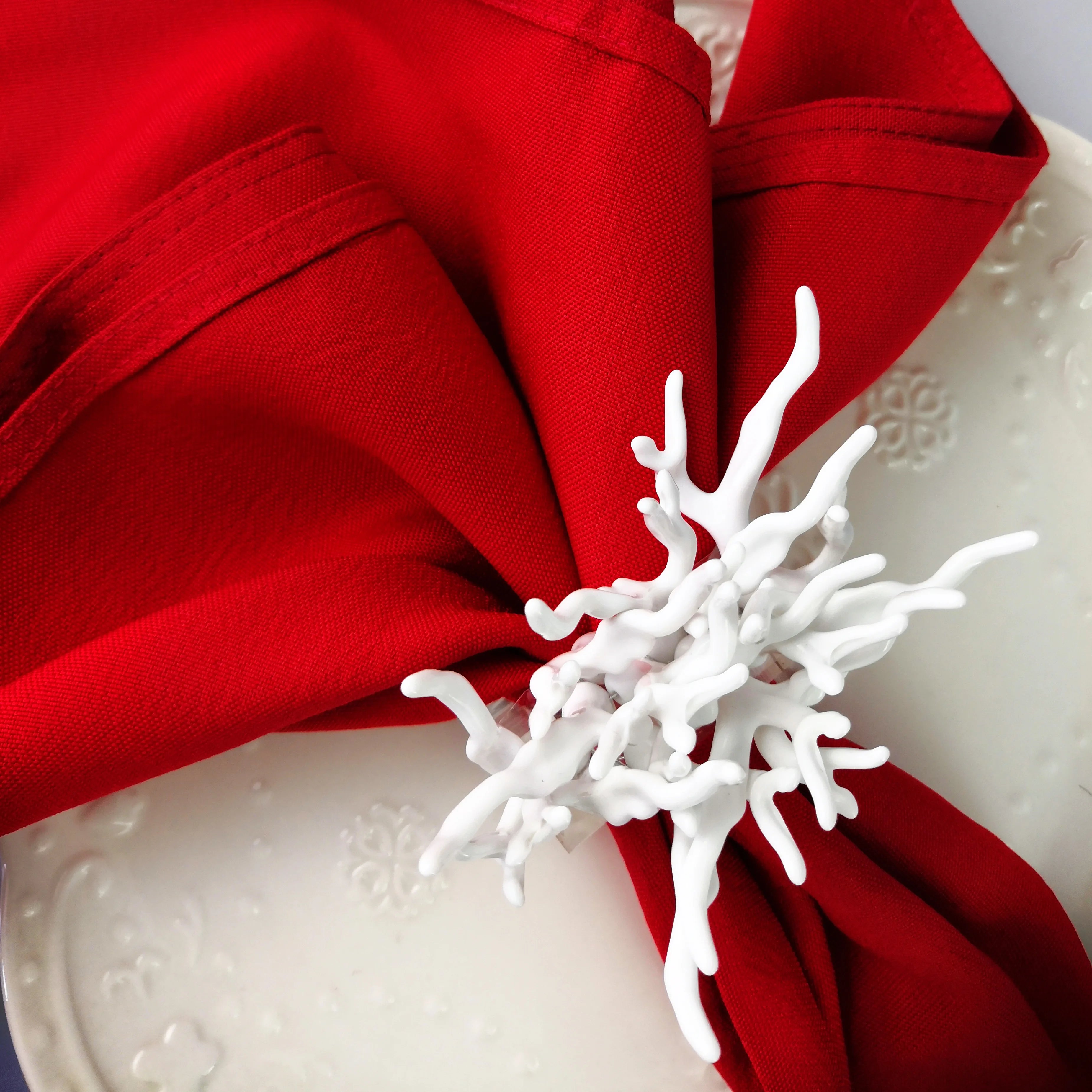 Napkin Ring Classic Smooth Finish Table Accent for Family Gathering Holiday Dinner Tabletop Decor Retail Supply Bulk