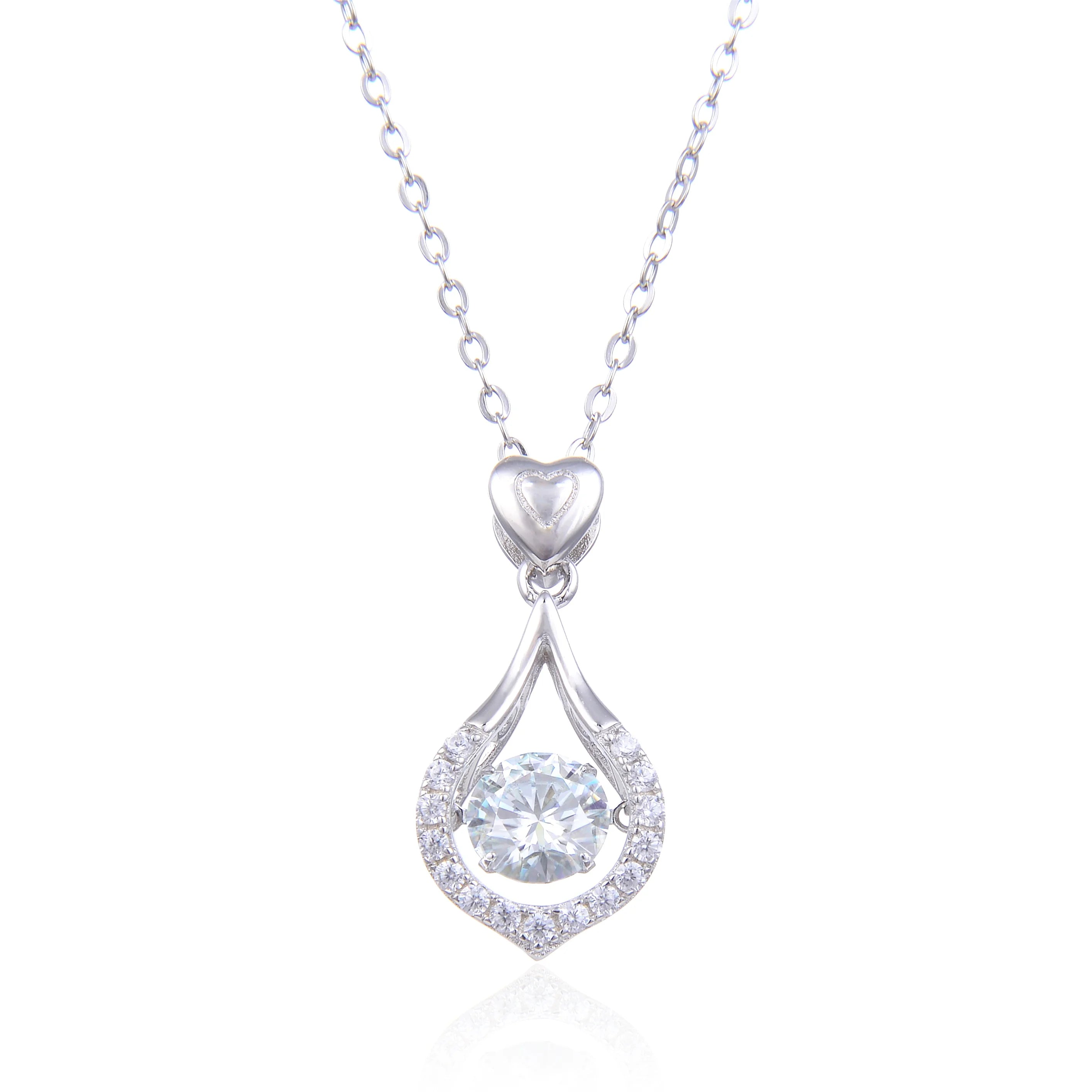 Abiding Luxury New Arrival Necklace  6.5mm 925 Sterling Silver Pendant Twinkle Setting Design Moissanite Necklace for Women
