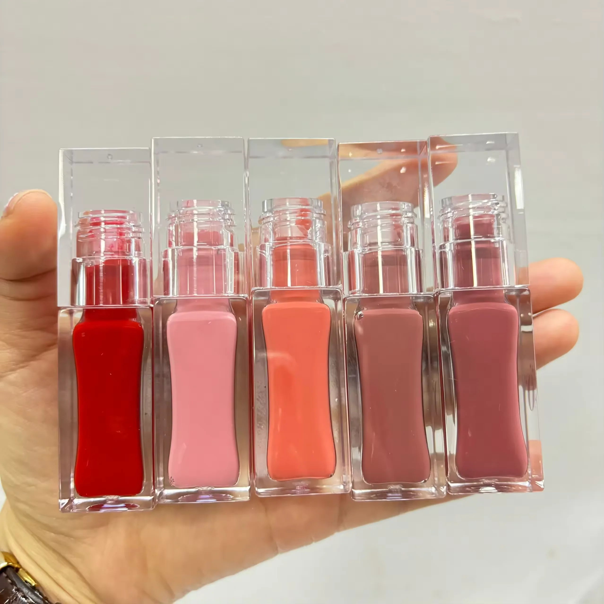 Vegan Mineral Liquid Lip Oil Long Lasting Moisturizing Hydrates Anti-Chaps Smooth Plumping Waterproof Sunscreen Color Changing