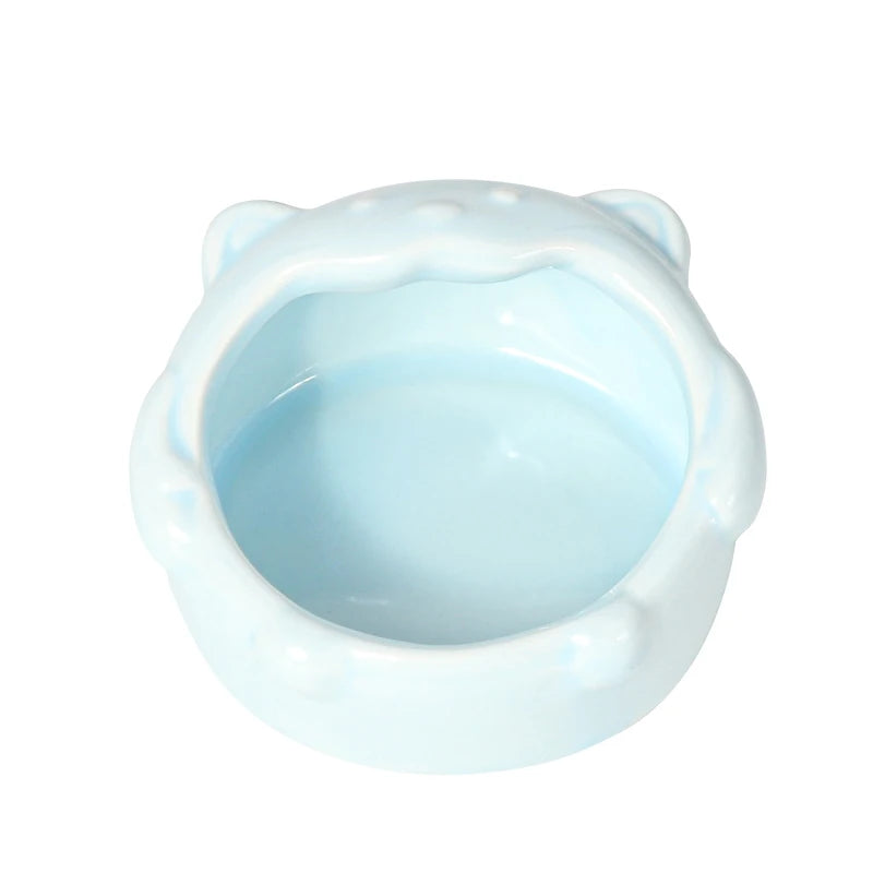 Futeng Unique Design Ceramic Lovely Big Cartoon Bear Ashtray Wholesale for Home Restaurant Used Smoking Accessories Men Gift
