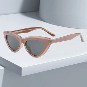8802 Custom Retro Vintage Printing Lens Mens Outdoor Mens Fashion Tr90 Cp Tortoise Shell Small Frame Cat Eye Sunglasses