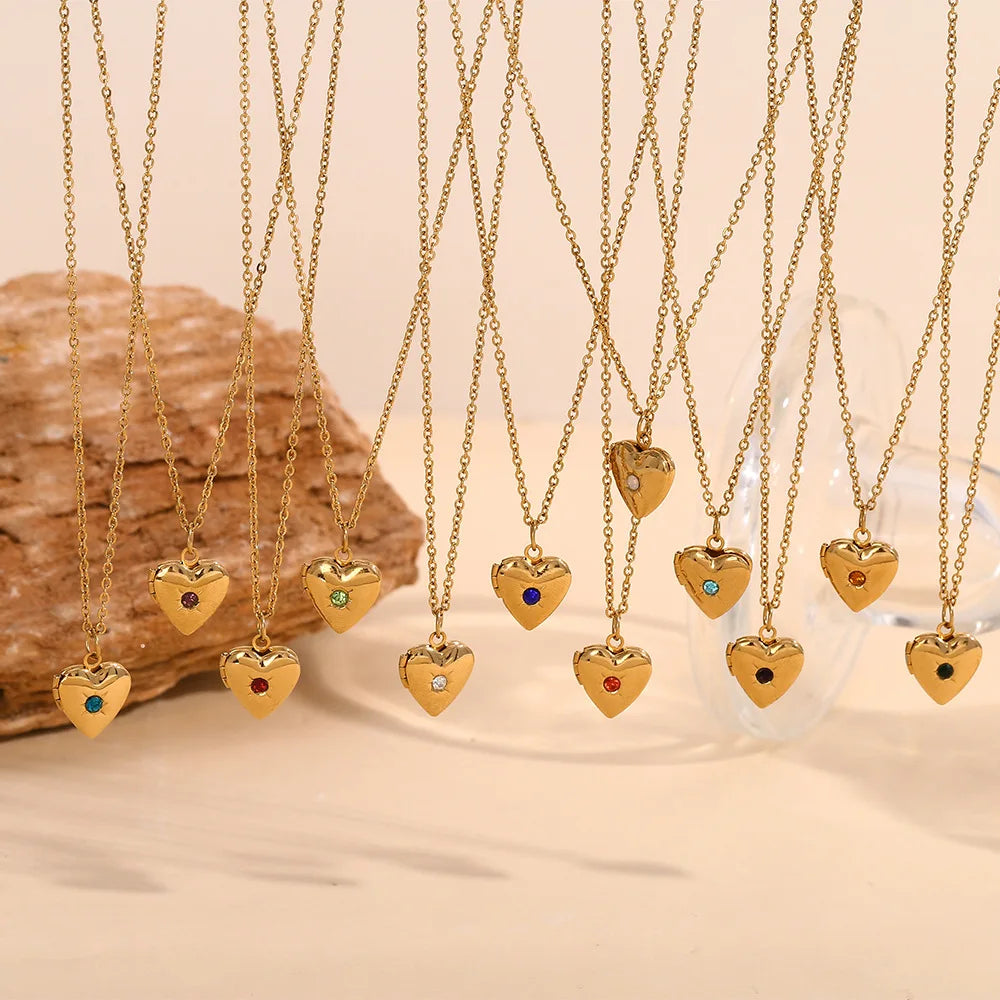 European American Simple Niche Design Heart-Shaped Zircon Box Necklace 18K Gold Plated Stainless Steel Link Chain
