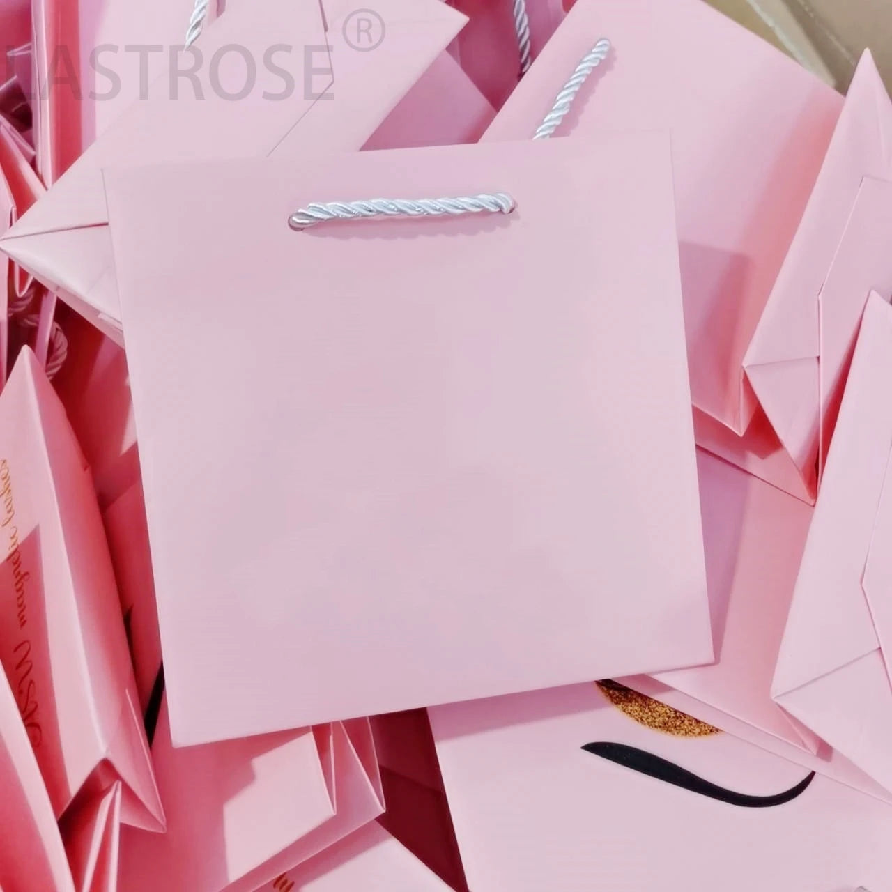 Luxury Lash Bags Wholesale Eyelash Packaging Bags Hot Sales Gift Paper Bag Vendors