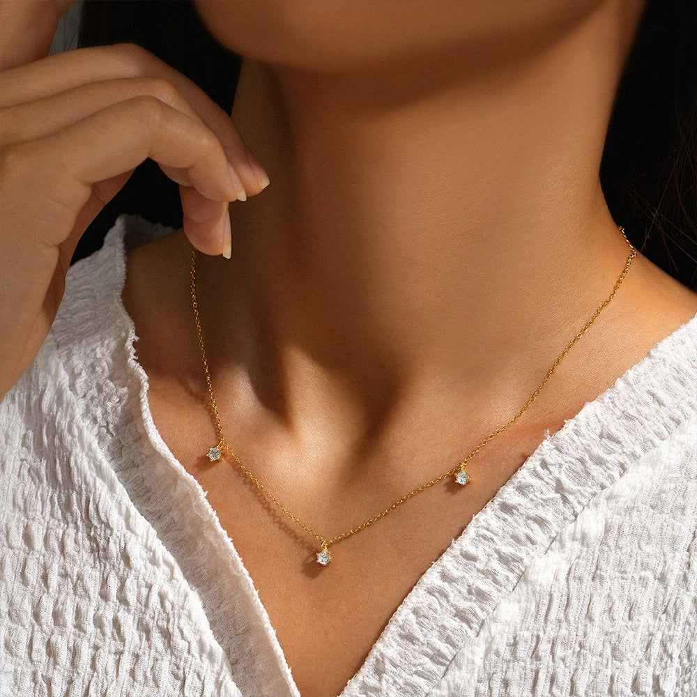 Fashion Jewelry 925 Sterling Silver Luxury Zircon Pendant 18K Gold Plated Simple Necklaces for Women Factory Price Wholesale
