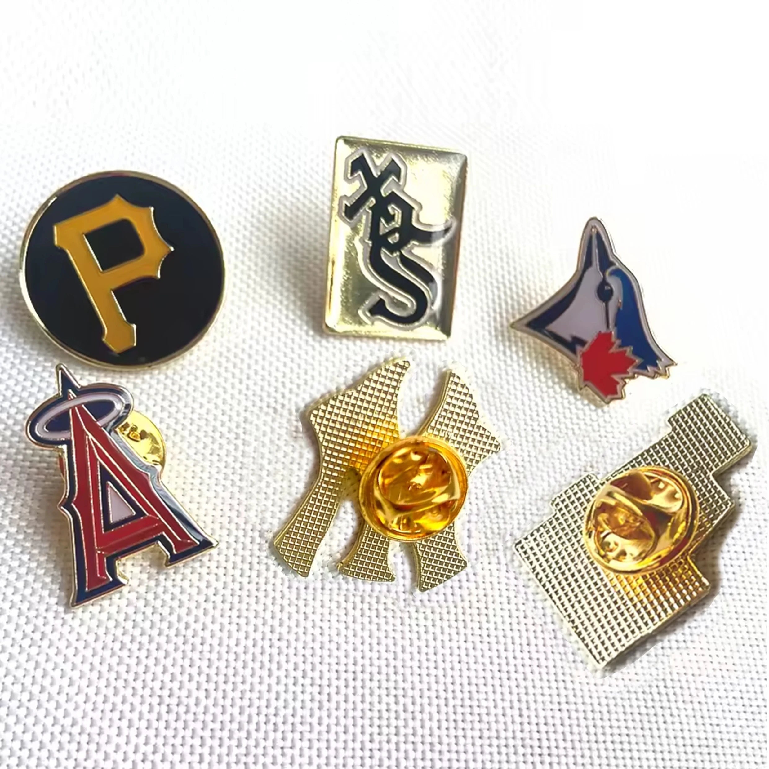Metal Craft Factory Wholesale American Baseball Lapel Pin Custom Badge Soft Hard Enamel Pin Manufacturer