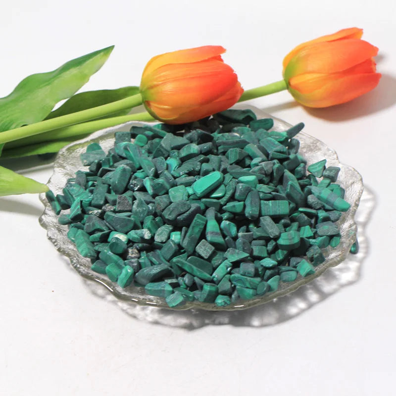 Wholesale Bulk Polished Malachite Chips Jade Tumbled Stones Spiritual Meditation Fengshui Ornaments Healing Meditation Decor