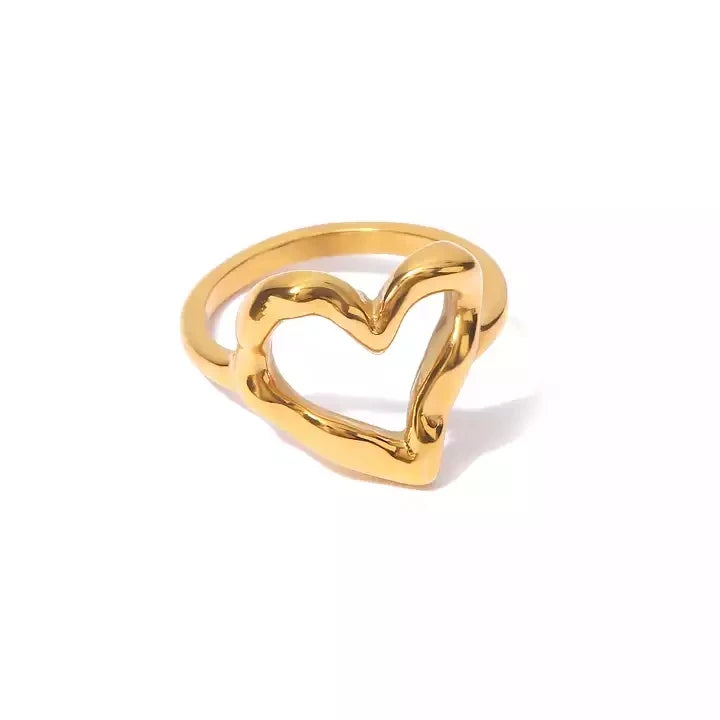 Waterproof 18k Gold Plated Stainless Steel Jewelry Hammer Pattern Hollow Heart Rings for Women